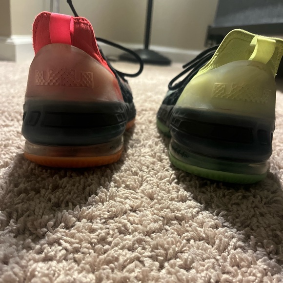 Kids lebrons 18 - Picture 7 of 8